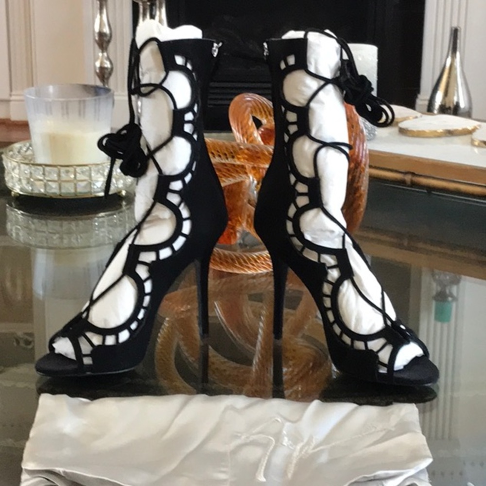 Giuseppe Zanotti lace up Suede gladiator heels - Picture 4 of 8